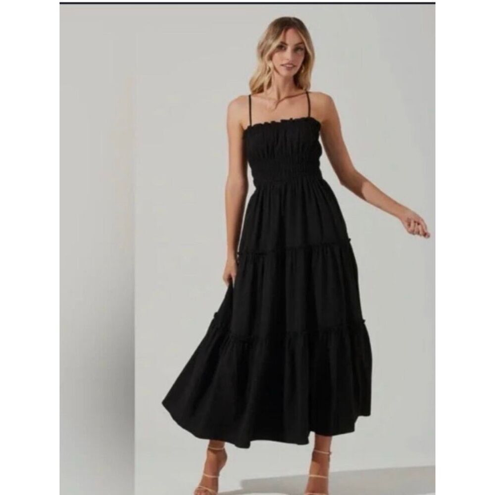 ASTR Smocked Maxi Dress in Black Size Small